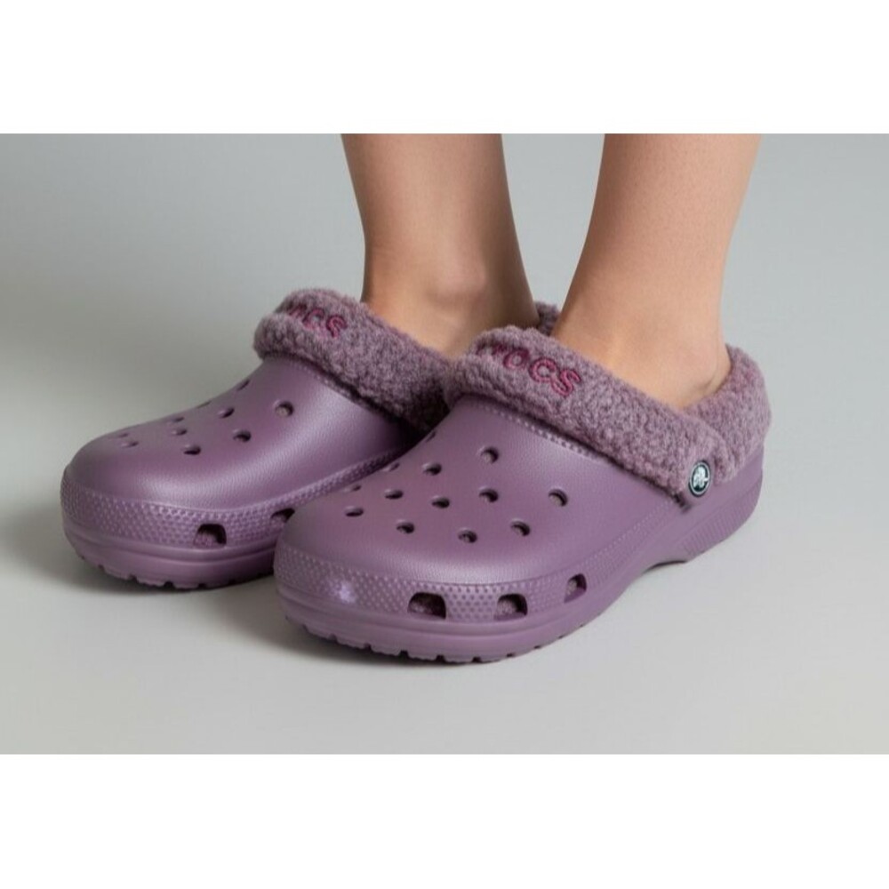 Crocs Purple Fleece Lined Casual Slip-On Women’s Size 9 Men's Size 7 Unisex Work